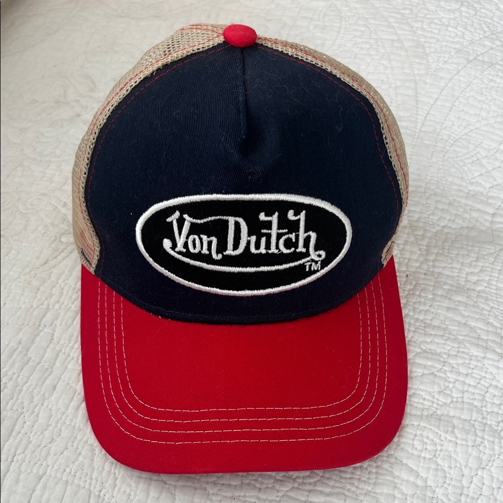Rare Von Dutch Logo Trucker hat Red Bill, Navy/tan cap and Black label.